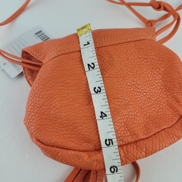 NWT Urban Outfitters Ecote Tangerine Faux Leather Fringe Crossbody Bag - Picture 5 of 10